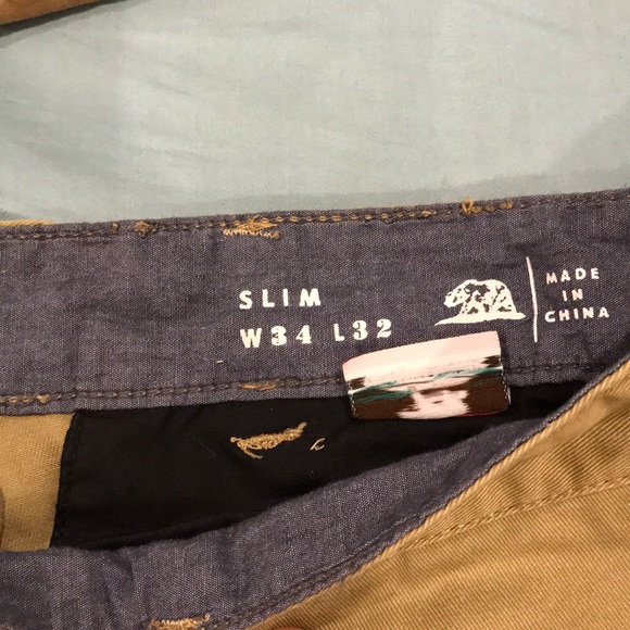 4 Pairs of Bullhead Chino Pants - Picture 5 of 6